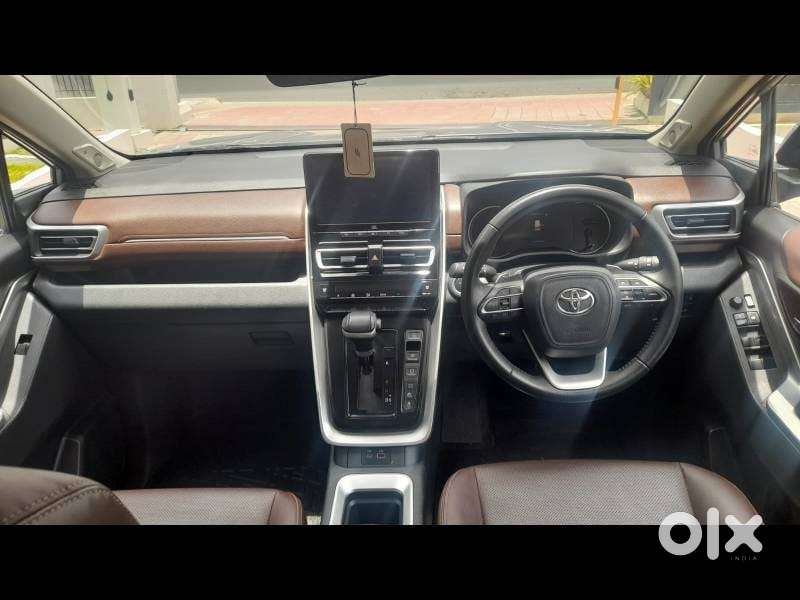 Toyota Innova Hycross Zx(o), 2024, Petrol