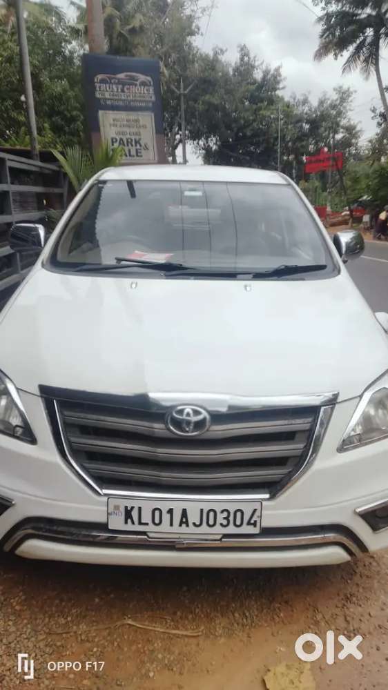 Toyota Innova 2010 Diesel 219051 Km Driven