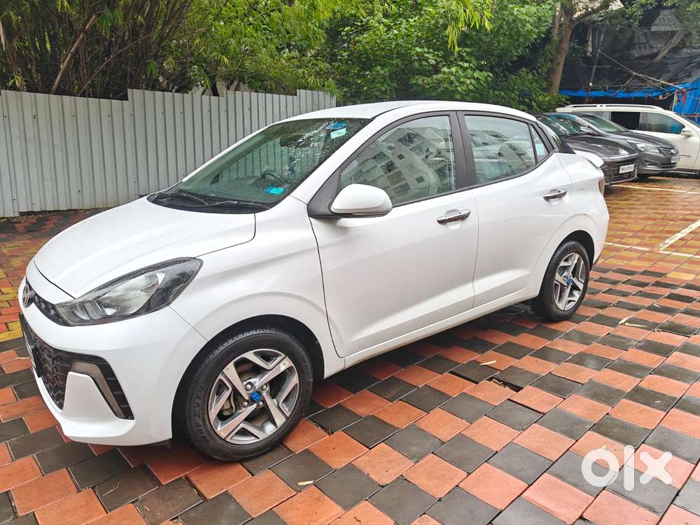 Hyundai Aura 1.2 Sx Cng, 2024, Cng & Hybrids