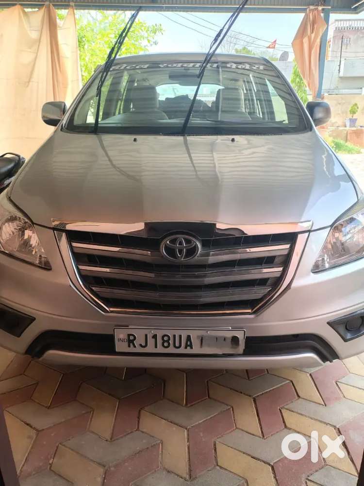 Toyota Innova Diesel 2008 Saf Gaadi 7 Setar Koi Kami Nhi H Koi Khrcha