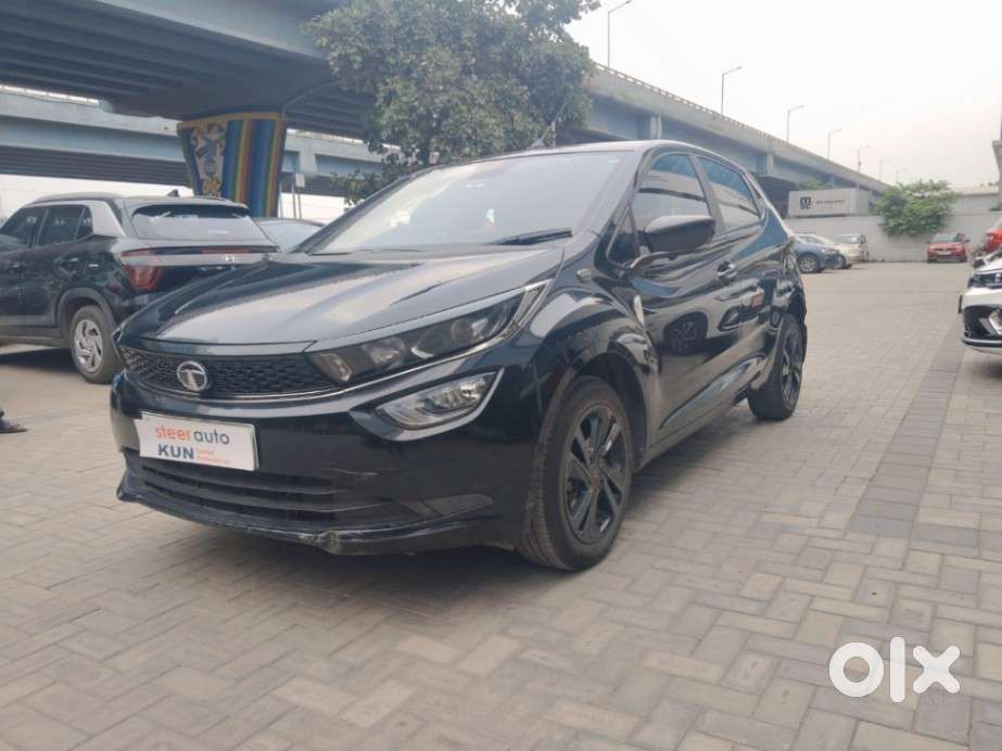 Tata Altroz Xz Plus (s) Dark Edition, 2022, Petrol