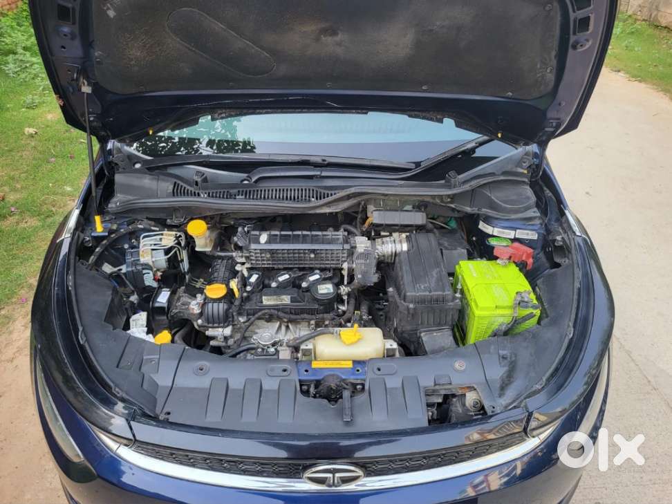 Tata Altroz Xz Plus (s), 2023, Petrol