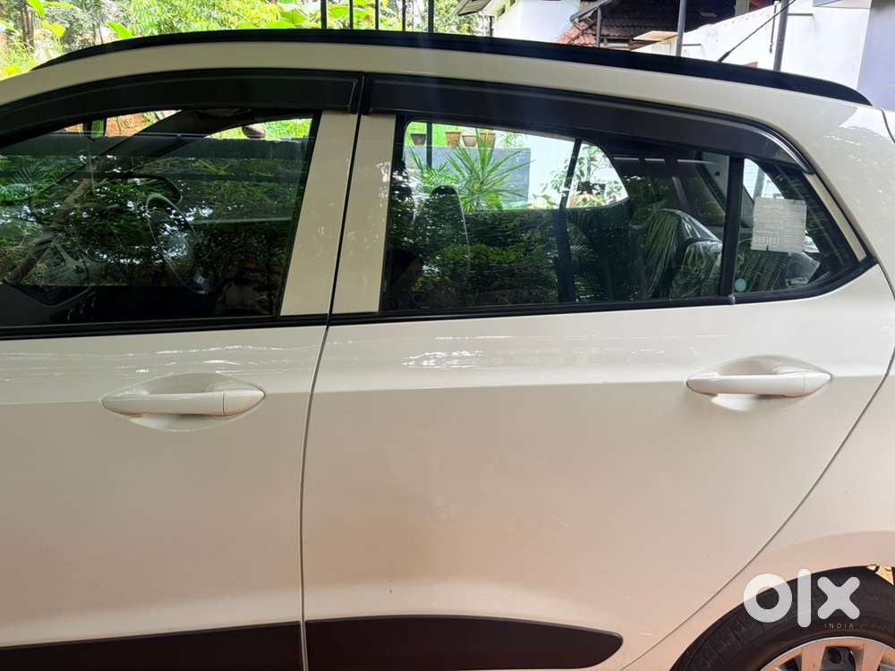 Hyundai I10 Sportz Petrol 2016