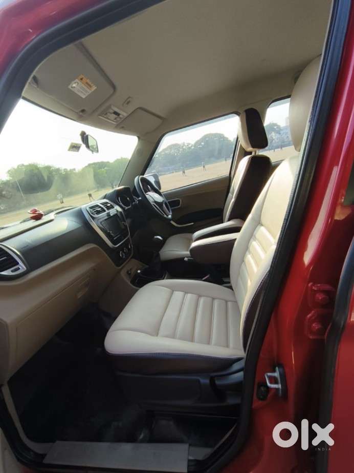 Mahindra Tuv 300 T10, 2018, Diesel