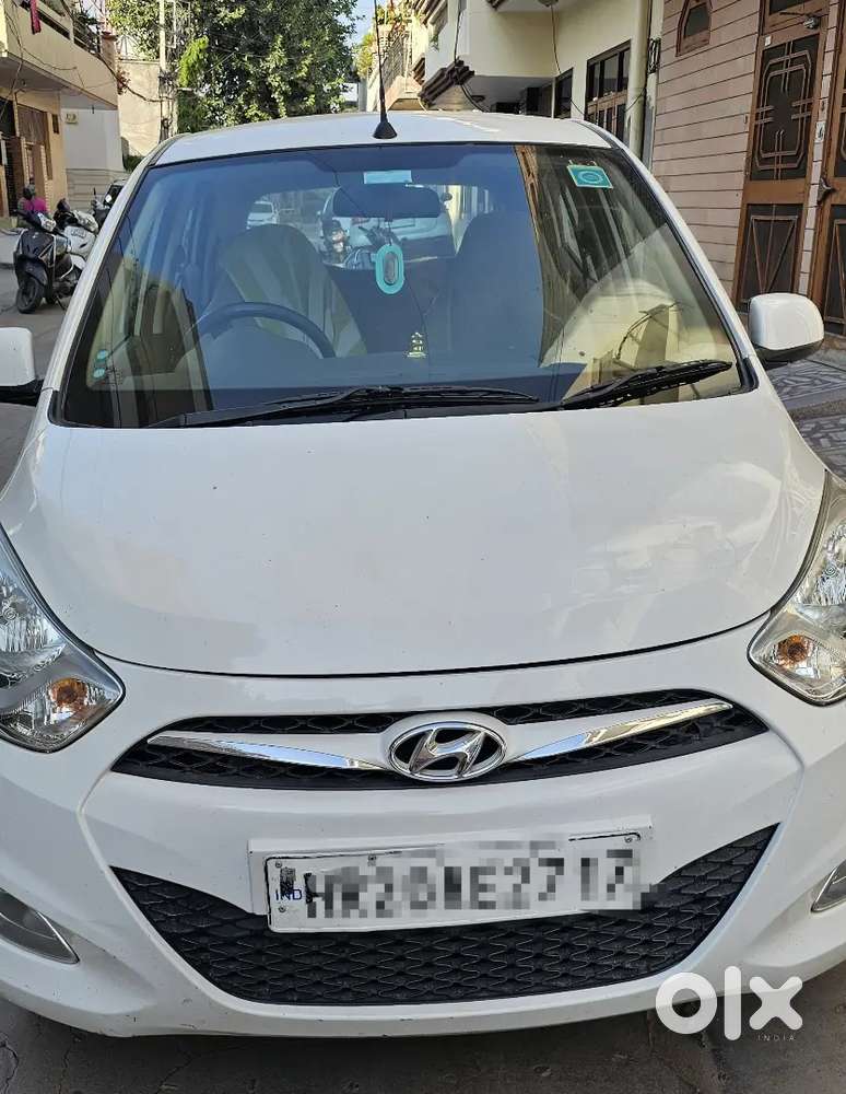 Hyundai I10 Sportz Petrol 2015