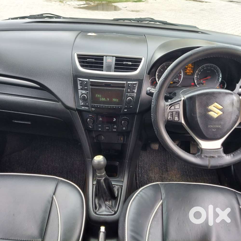Maruti Suzuki Swift Vvt Zxi, 2013, Petrol