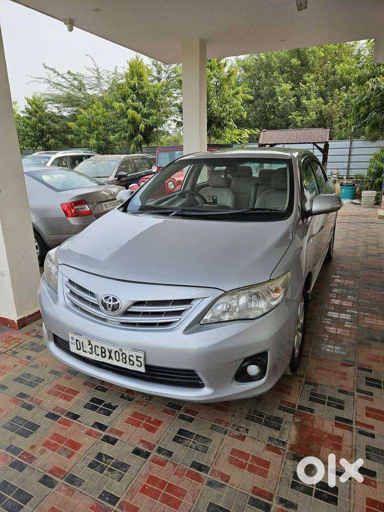 Toyota Corolla Altis G, 2012, Petrol