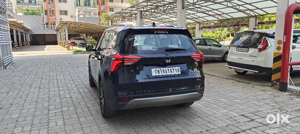 Mahindra Xuv700 Ax7l P At  2.0 2023