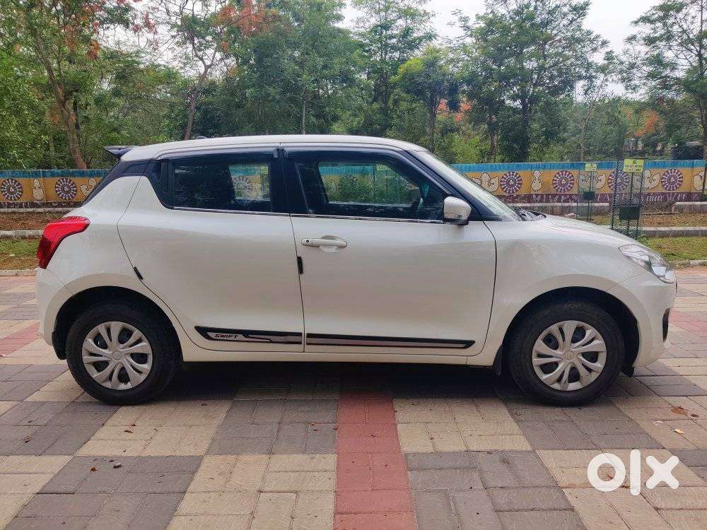 Maruti Suzuki Swift Vvt Vxi, 2021, Petrol