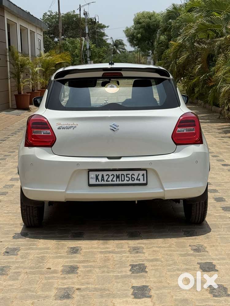 Maruti Suzuki Swift Vxi + Manual, 2023, Petrol