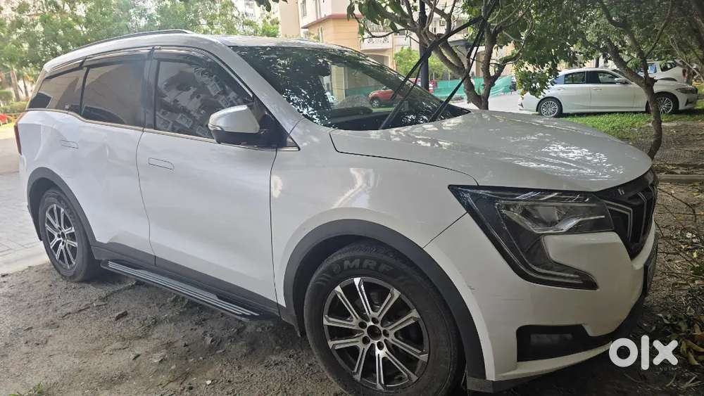Mahindra Xuv700 2022 Diesel Well Maintained