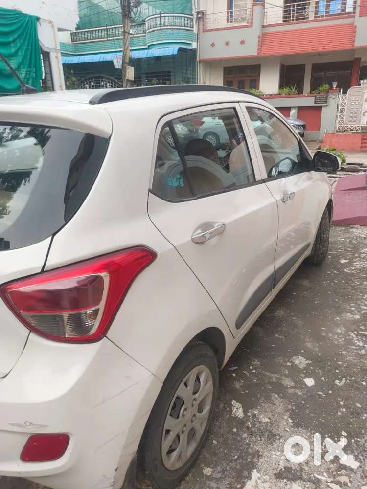 Hyundai I10 Sportz Diesel 2015