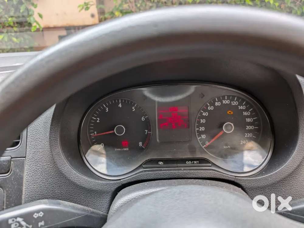 Red Colour Volkswagen Polo Comfortline 2014