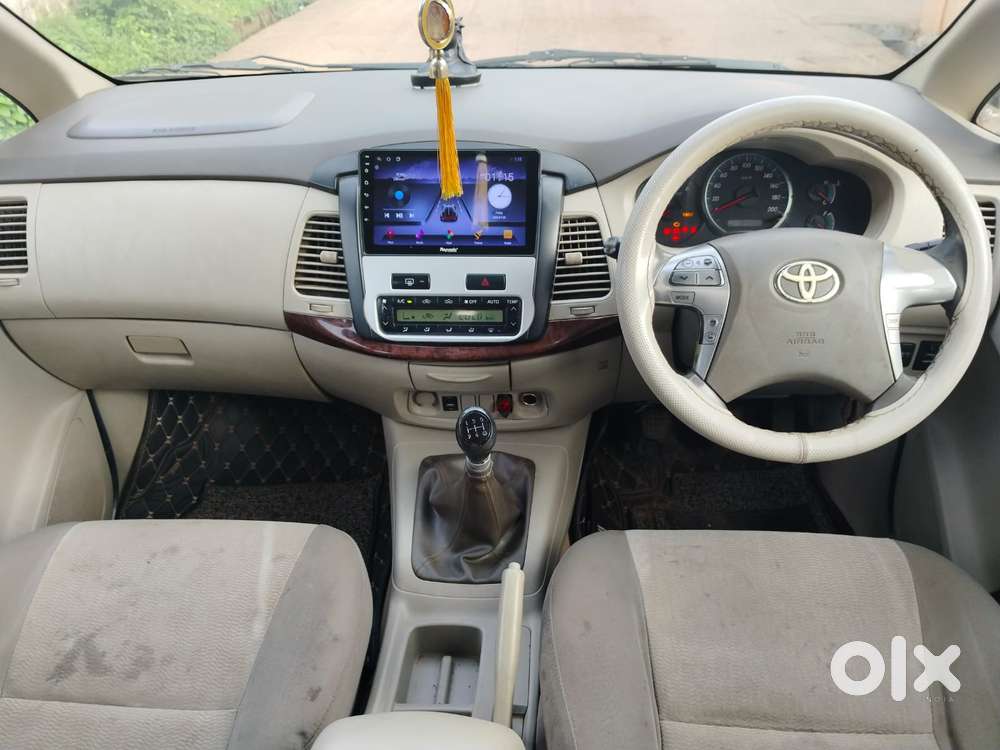 Toyota Innova 2.5 V 8 Str, 2014, Diesel
