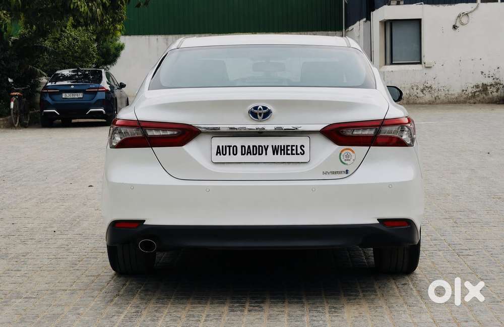 Toyota Camry Hybrid, 2024, Petrol