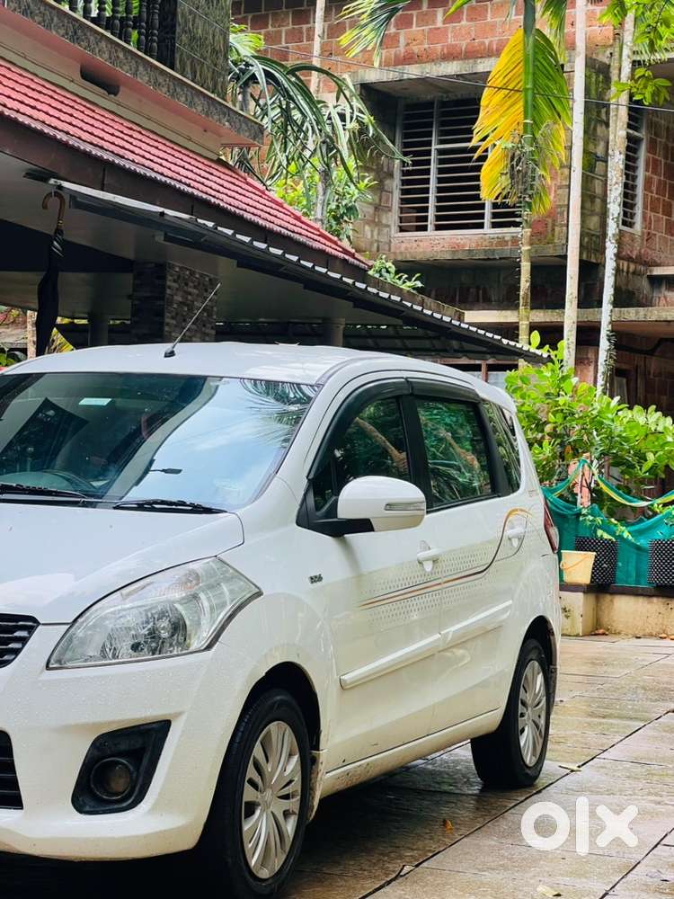 Maruti Suzuki Ertiga 2012