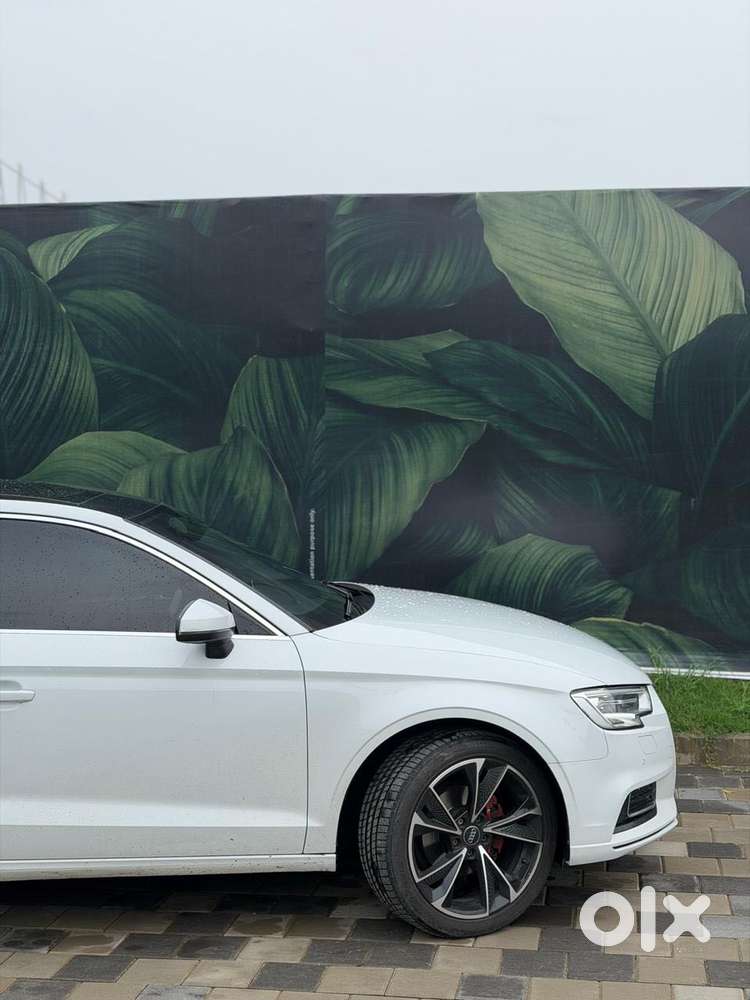 Audi A3 1.8 40 Tfsi Premium Plus + Sunroof, 2019, Petrol