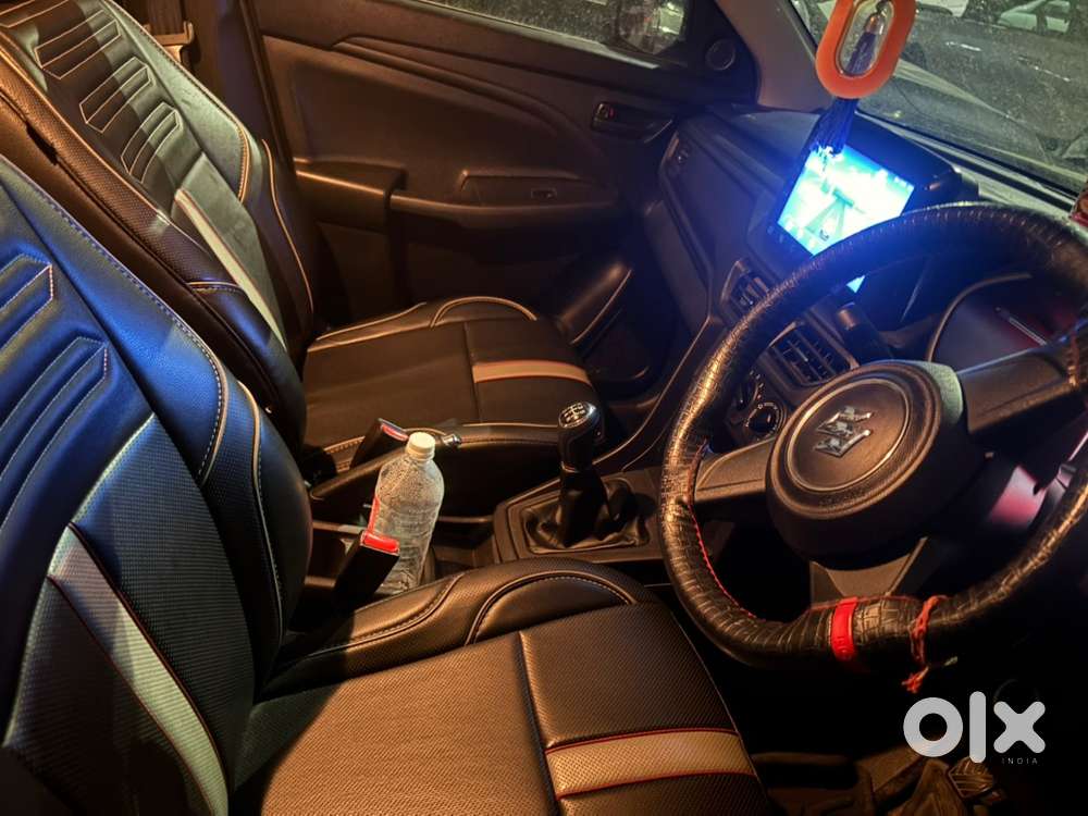Maruti Brezza 1.5 Lxi 2024