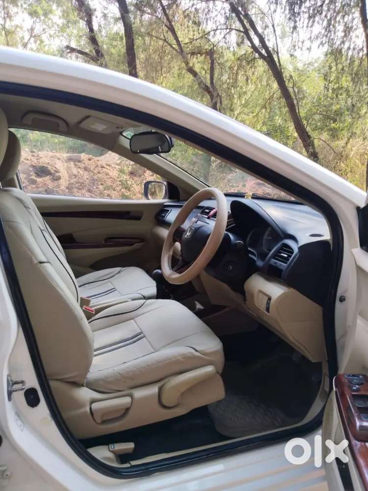 Honda City I-vtec 2013  Super Tight Condition