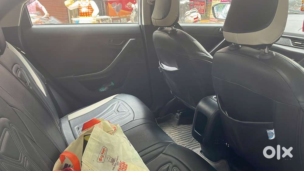 Tata Nexon Cng & Hybrids 36000 Km Driven