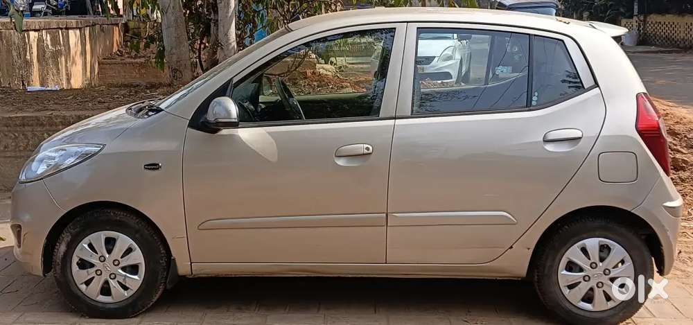 Hyundai I10 2012 Petrol 28900 Km Driven