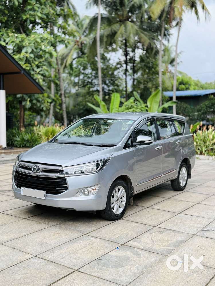 Toyota Innova Crysta 2.8 Gx At, 2016, Diesel
