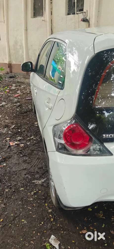 Honda Brio Vx (o) 2014 At Well Maintained