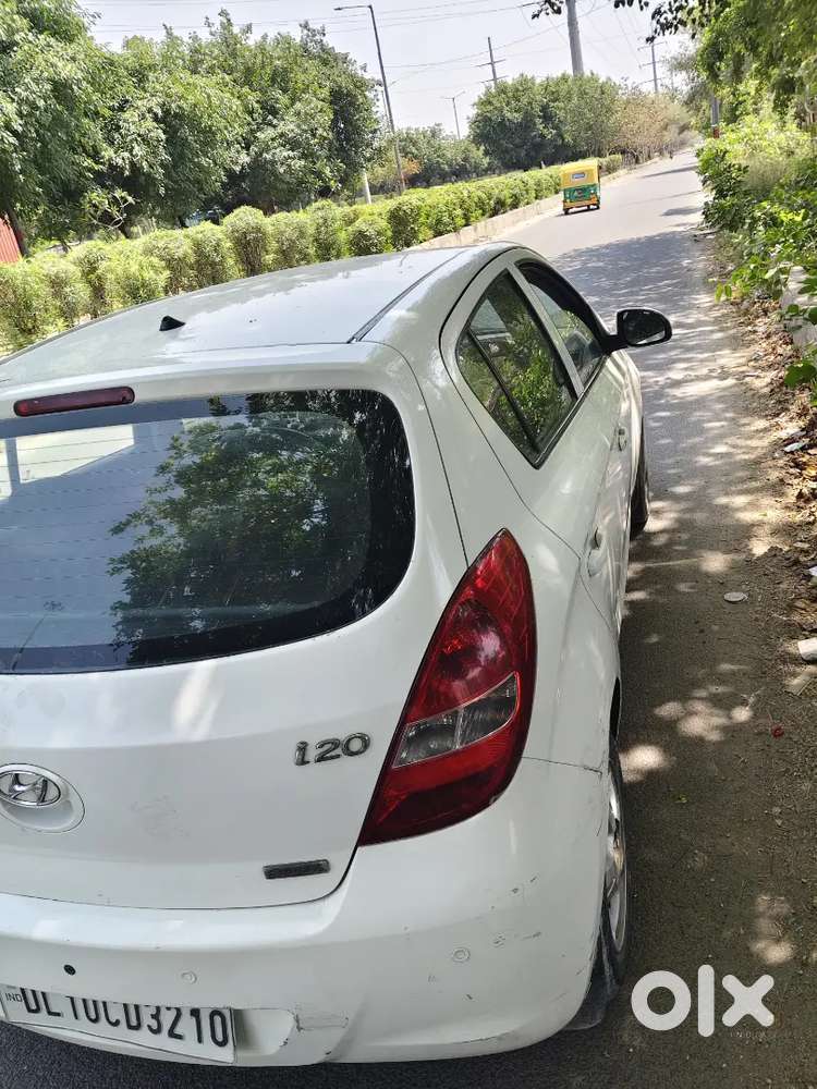 I20 Sportz, 2012 Model 3rd Owner