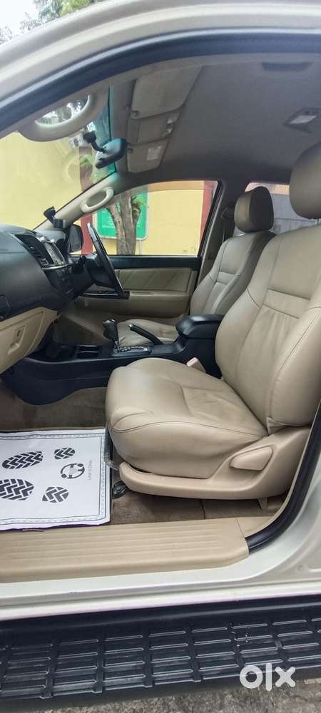 Toyota Fortuner 4x2 4 Speed At, 2015, Diesel