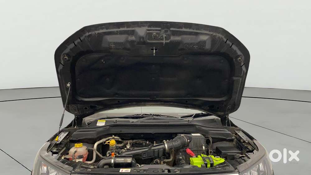 Mahindra Xuv300 W4, 2021, Petrol