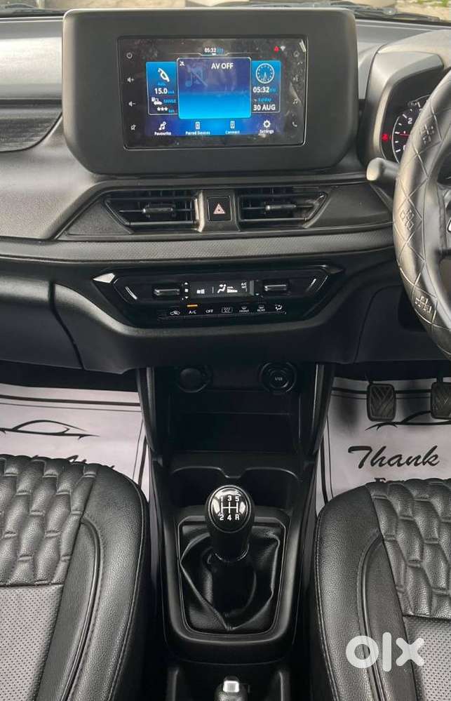 Maruti Suzuki Swift Vxi + Manual, 2024, Petrol
