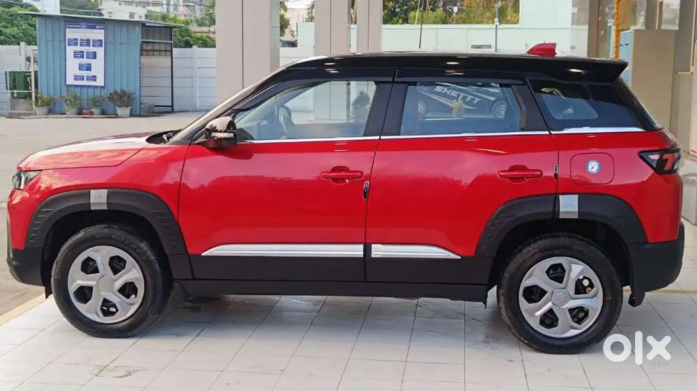 Maruti Suzuki Brezza Lxi 2025