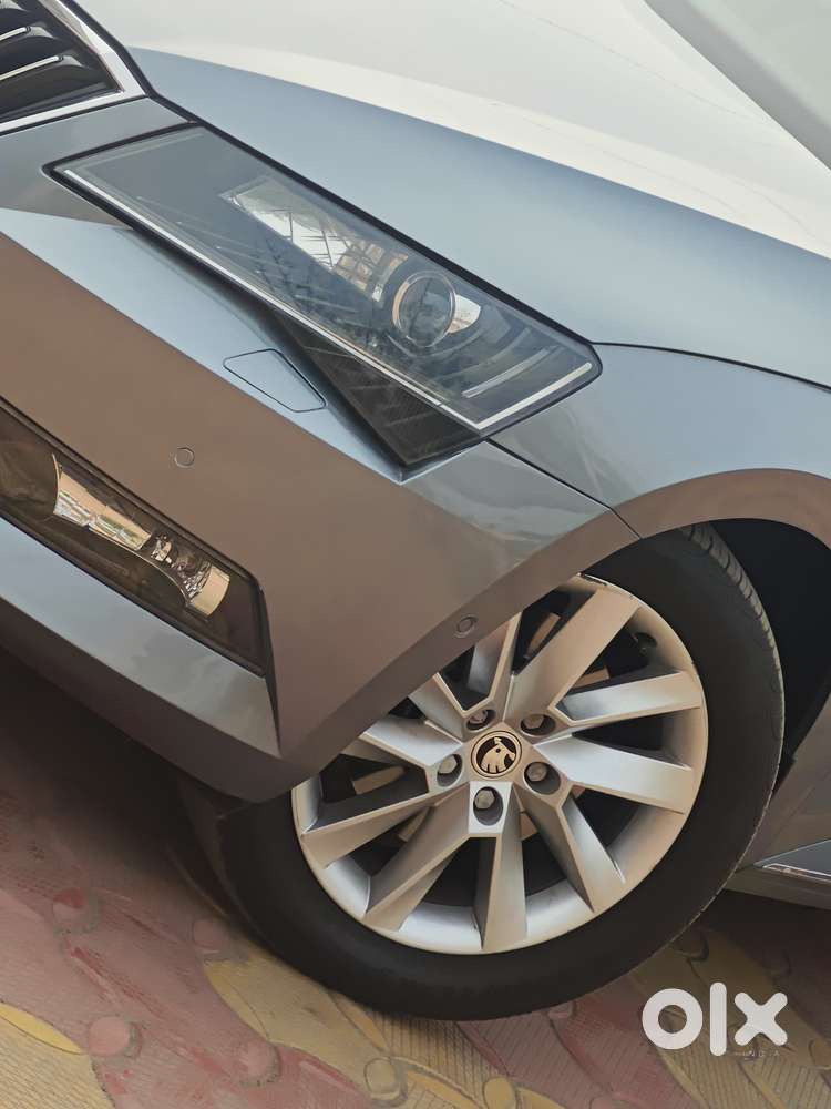 Skoda Superb 2.0 L&k Tsi At, 2020, Petrol