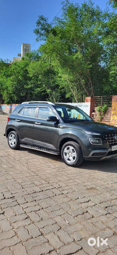 Hyundai Venue S Plus Mt 1.2 Kappa, 2021, Petrol