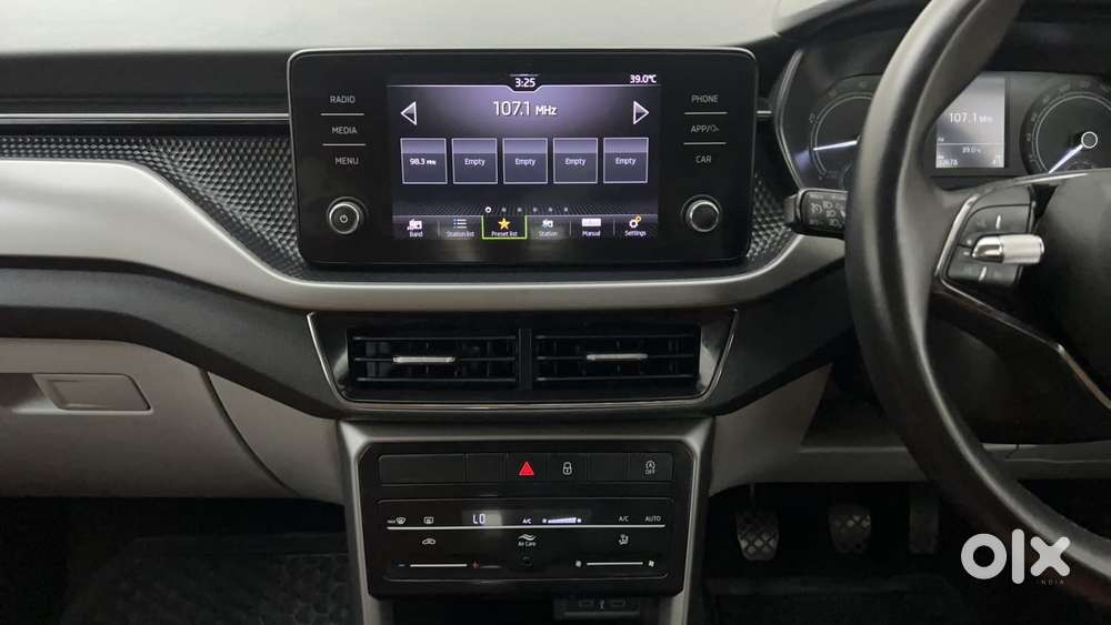 Skoda Kushaq 1.0 Tsi Ambition, 2023, Petrol