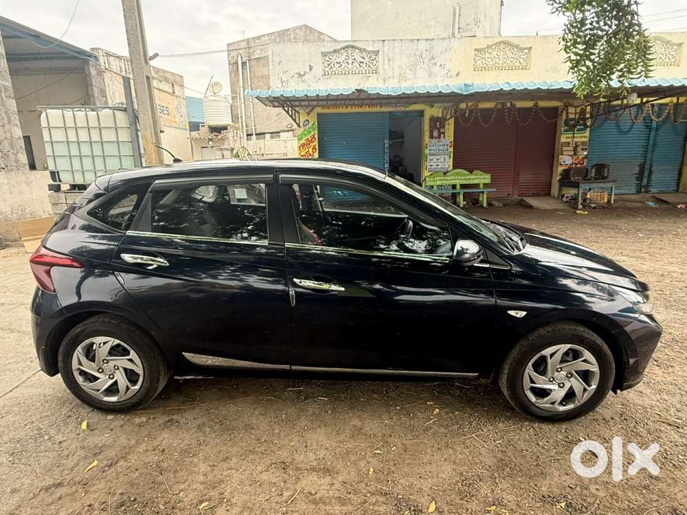 Hyundai New I20 2021 Petrol 105000 Km Driven