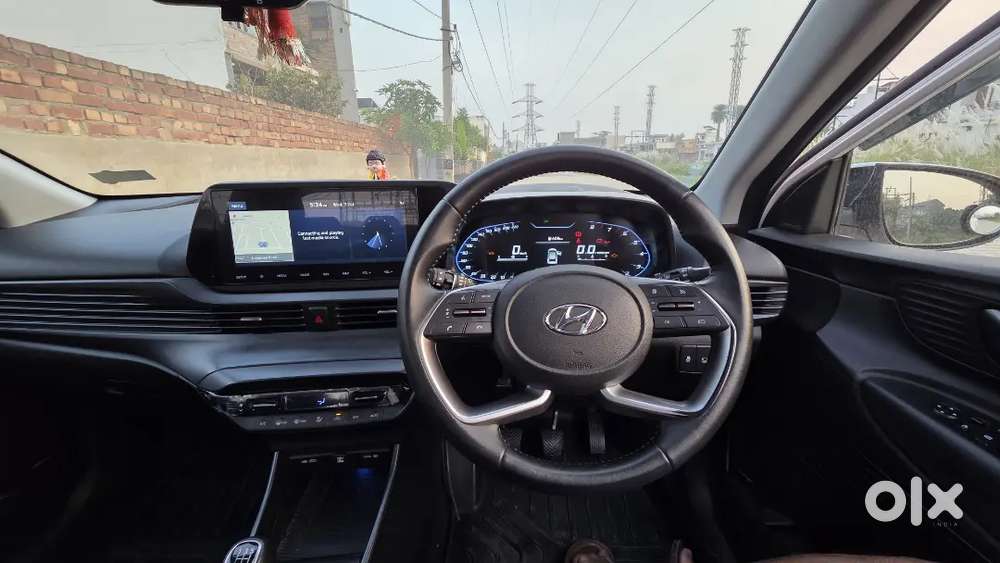 Top Model I20 Asta(o) | Low Km | Single Owner