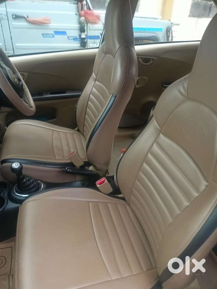 Honda Brio 2012 Petrol Well Maintained