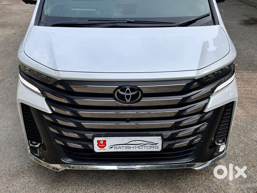 Toyota Vellfire Vip – Executive Lounge, 2024, Petrol