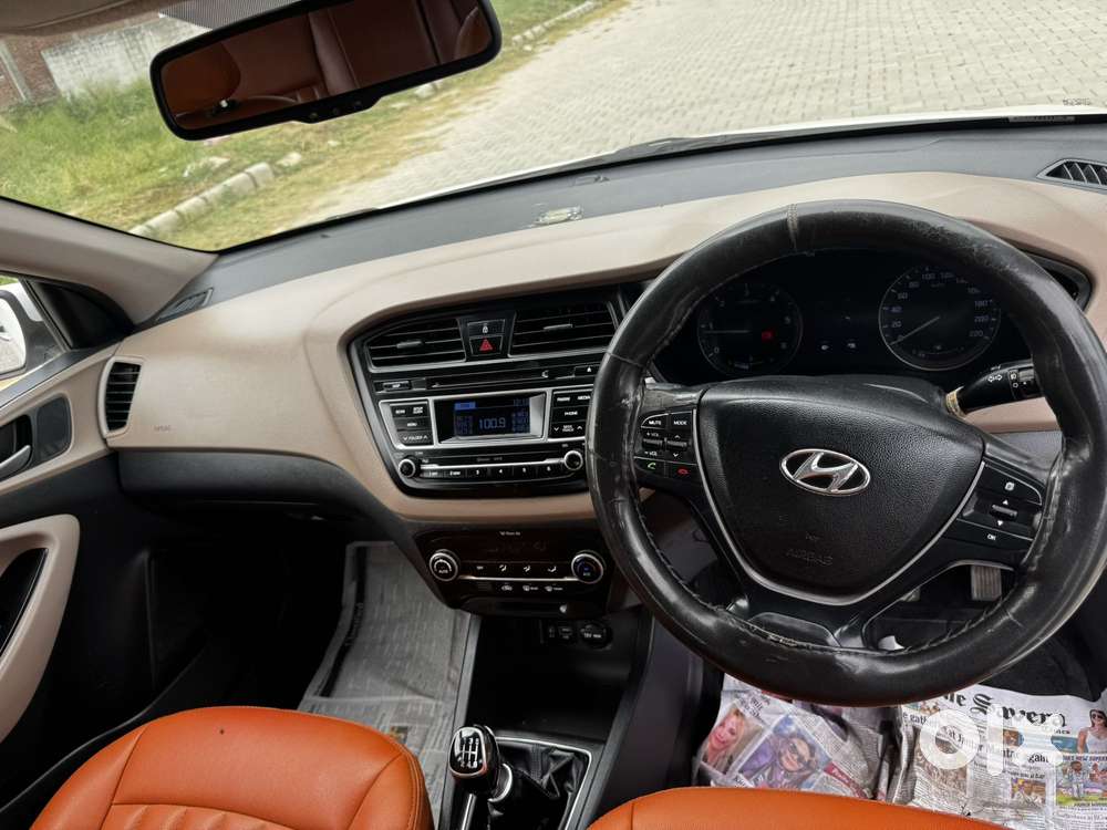Hyundai I20 Diesel Asta Option, 2015, Diesel