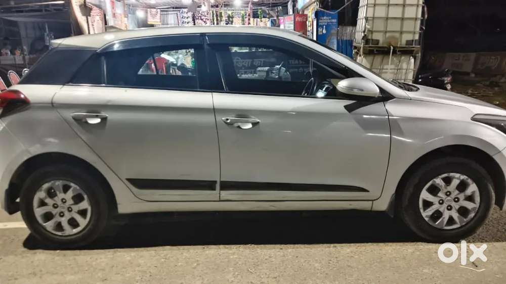 Hyundai Elite I20 2015 Petrol 76000 Km Driven