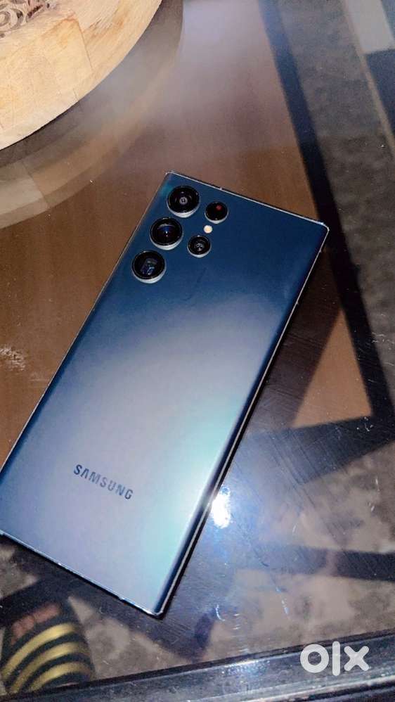 Samsung S22 ultra 256GB BRAND NEW CONDITION