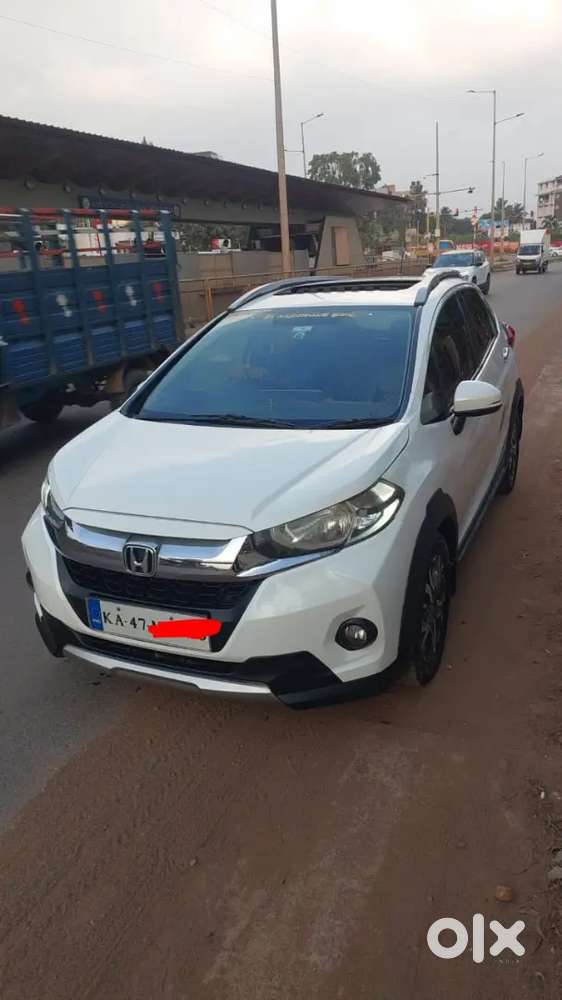 Honda Wr-v 2017 Diesel Well Maintained Top End Model 2nd Owner