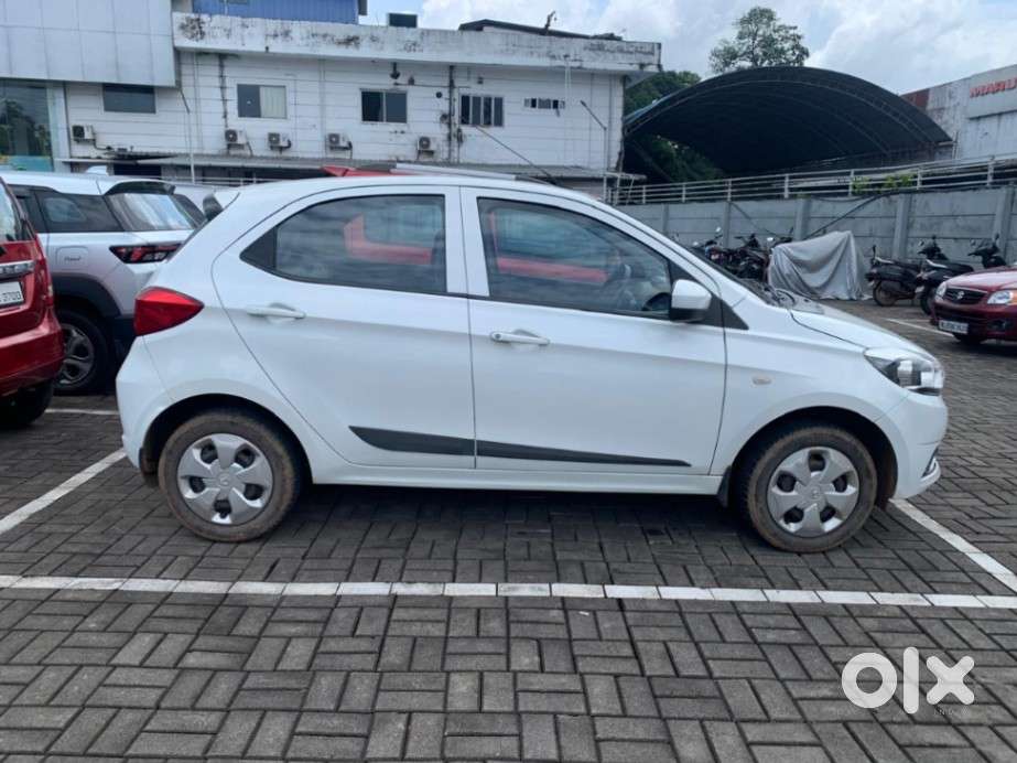 Tata Tiago 1.2 Revotron Xt, 2018, Petrol