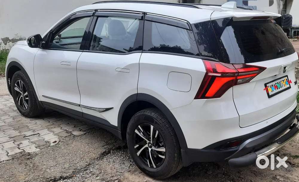 Mahindra Xuv700 2022 Variant Petrol Manual