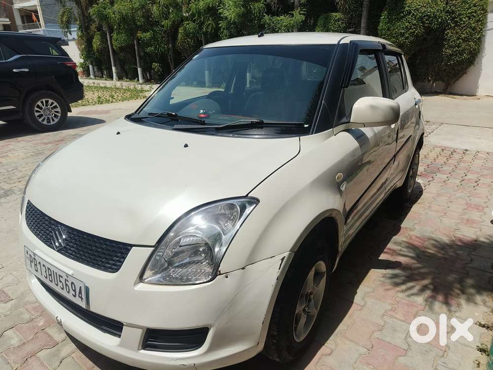 Swift 1.3 Vxi 2009 Model