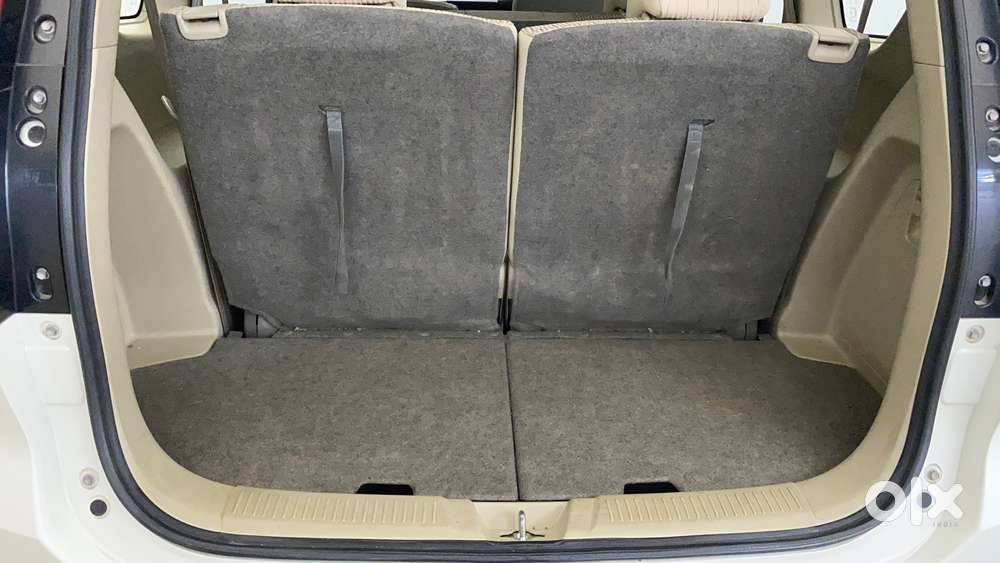 Maruti Suzuki Ertiga Zxi Plus Shvs, 2022, Petrol