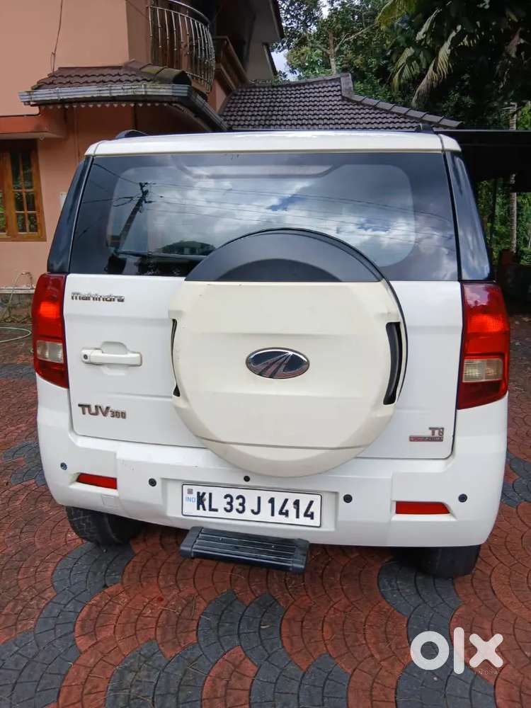Mahindra Tuv Automatic 300 Diesel 2017