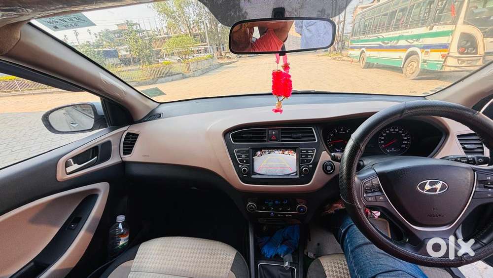Hyundai I20 Asta (o) 1.2 Mt, 2019, Petrol