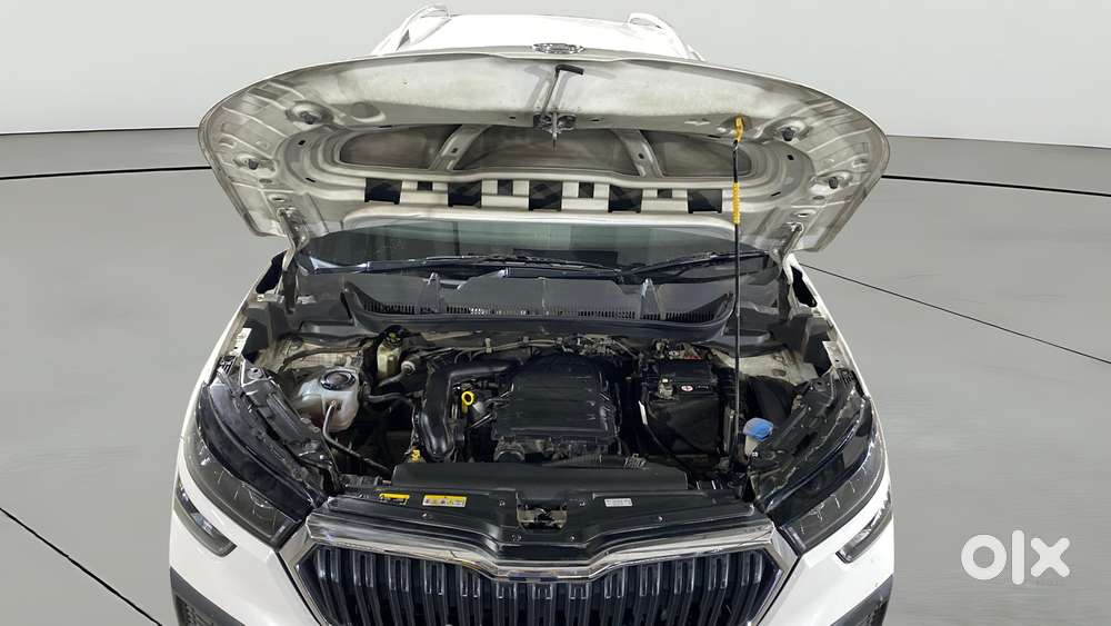 Skoda Kushaq 1.0 Tsi Ambition At, 2023, Petrol